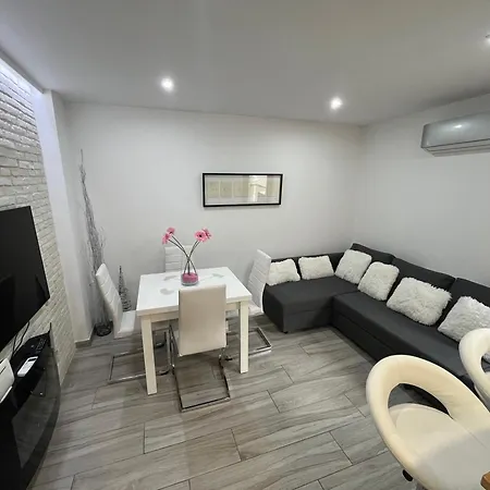 Premium Apartment Ainsa